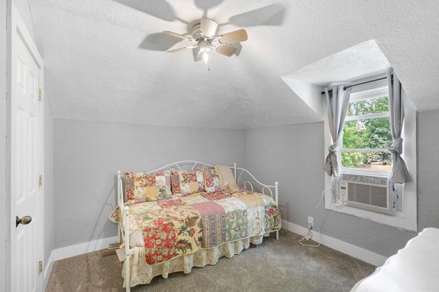 578 Tipton Avenue NW, Elk River, MN 55330