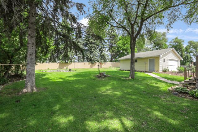 578 Tipton Avenue NW, Elk River, MN 55330