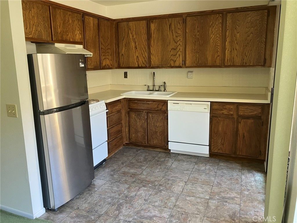 Image 16 of property listing at 351 N Ford Avenue 220, Fullerton, CA 92832