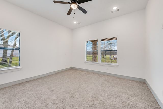 202 N Edward Street, Quinlan, TX 75474