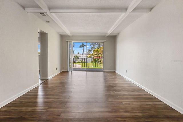 4420 37TH STREET S 9, St Petersburg, FL 33711