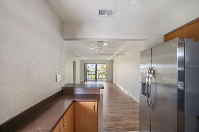 4420 37TH STREET S 9, St Petersburg, FL 33711