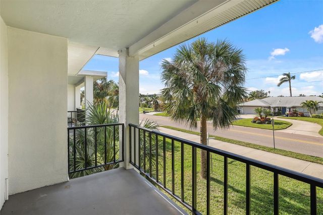 4420 37TH STREET S 9, St Petersburg, FL 33711