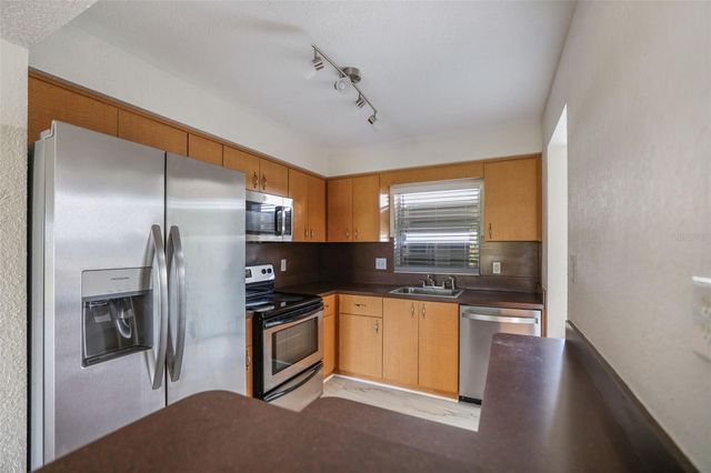 4420 37TH STREET S 9, St Petersburg, FL 33711