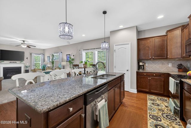 99 Thomas Lane, Hampstead, NC 28443