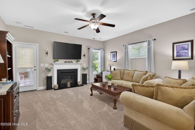 99 Thomas Lane, Hampstead, NC 28443