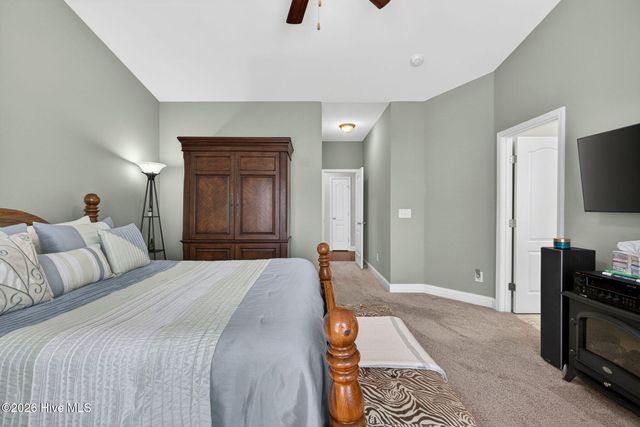 99 Thomas Lane, Hampstead, NC 28443