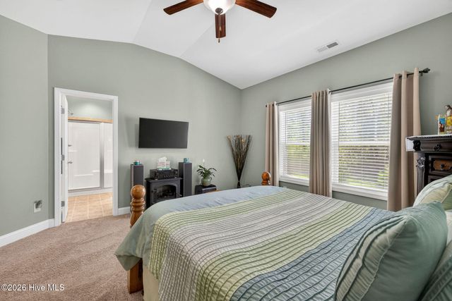 99 Thomas Lane, Hampstead, NC 28443