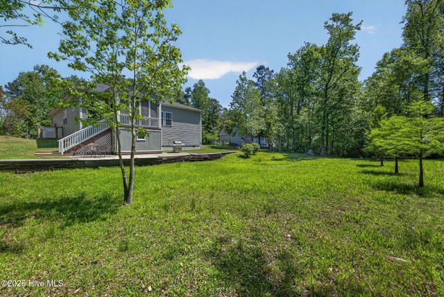 99 Thomas Lane, Hampstead, NC 28443