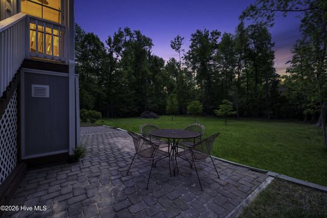 99 Thomas Lane, Hampstead, NC 28443