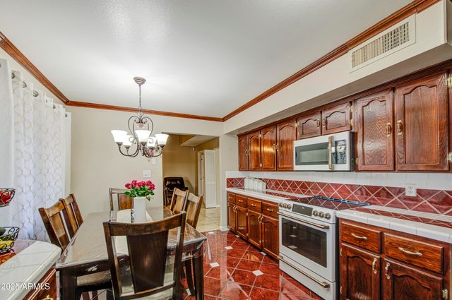 4513 W EL CAMINITO Drive, Glendale, AZ 85302