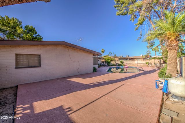 4513 W EL CAMINITO Drive, Glendale, AZ 85302
