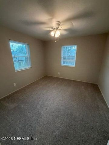 2117 SPRING PARK Road 3, Jacksonville, FL 32207