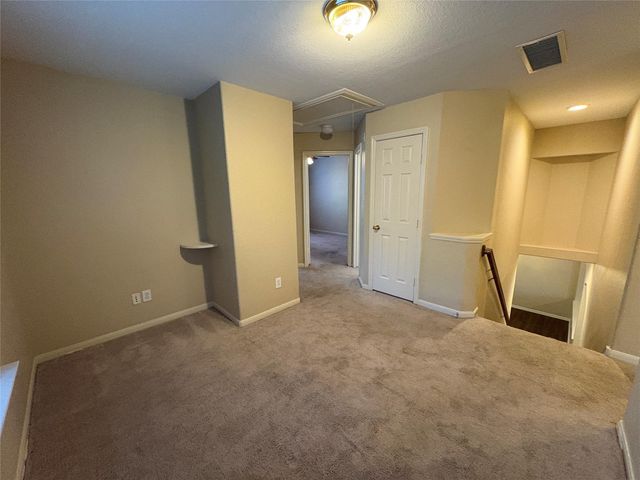 126 W Drifting Shadows Circle, Conroe, TX 77385