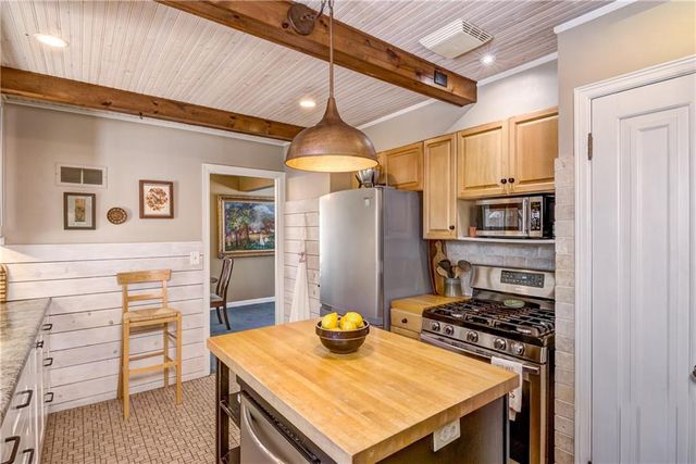 2808 Clark Place, Eau Claire, WI 54701