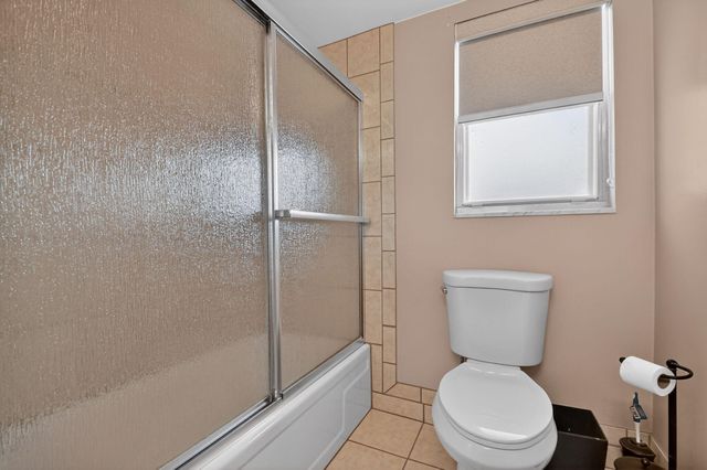 3871 Via Poinciana 404, Lake Worth, FL 33467