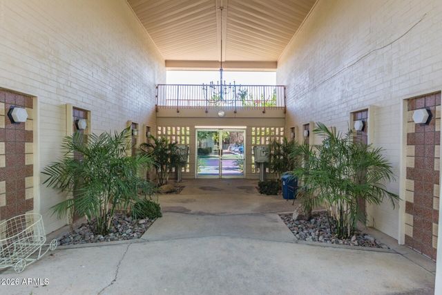 500 W CLARENDON Avenue C7, Phoenix, AZ 85013