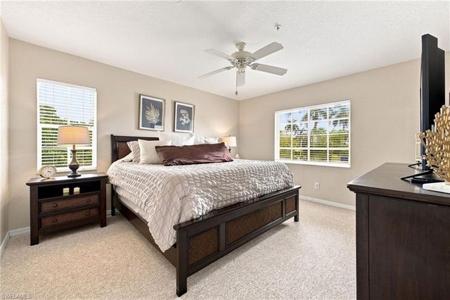 9022 Michael CIR 2, Naples, FL 34113