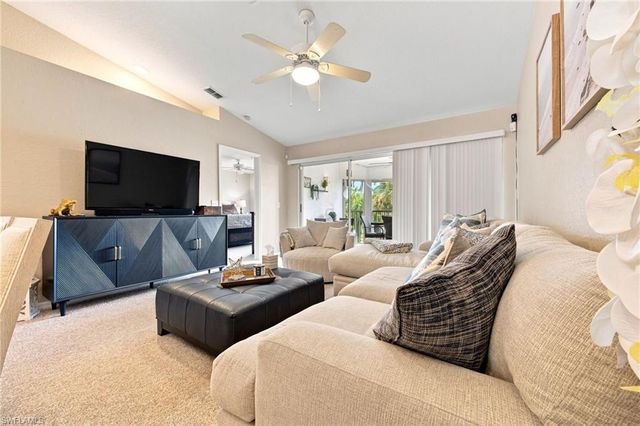 9022 Michael CIR 2, Naples, FL 34113