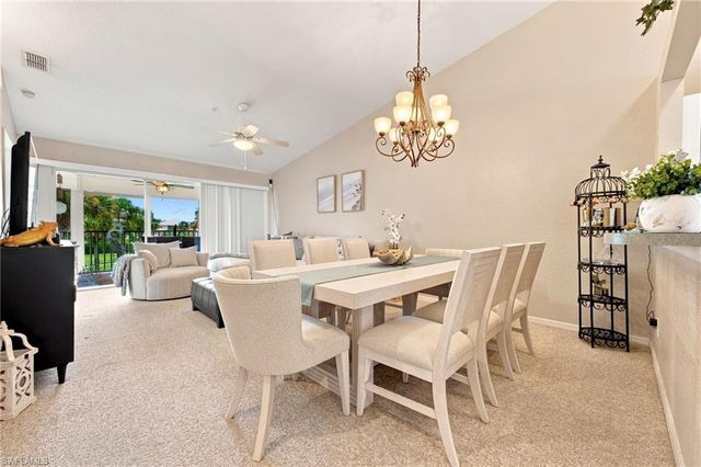 9022 Michael CIR 2, Naples, FL 34113