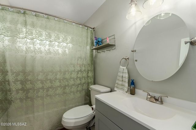 7131 E Portland Drive, Tucson, AZ 85730