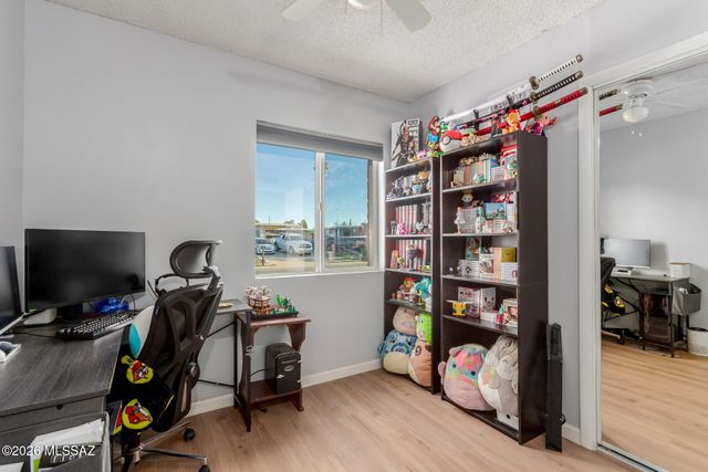 7131 E Portland Drive, Tucson, AZ 85730