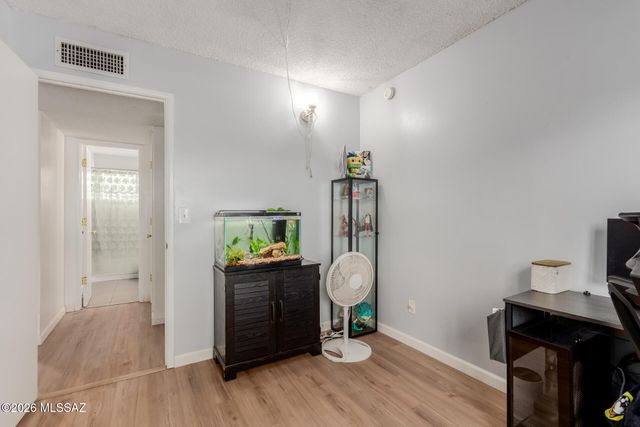 7131 E Portland Drive, Tucson, AZ 85730