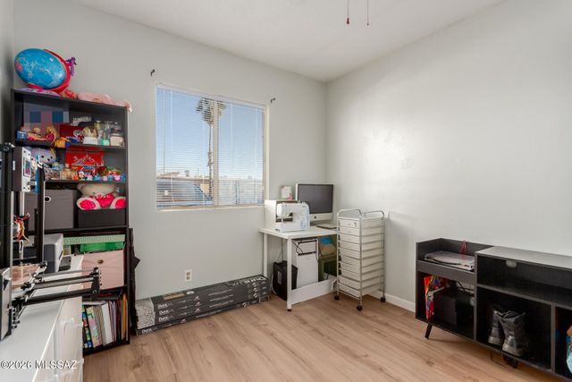 7131 E Portland Drive, Tucson, AZ 85730