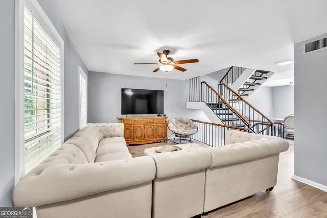 7307 Cardigan Circle, Sandy Springs, GA 30328