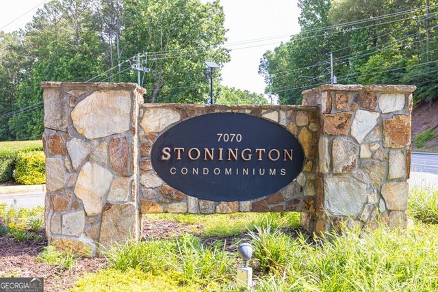 7307 Cardigan Circle, Sandy Springs, GA 30328