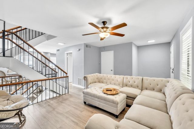 7307 Cardigan Circle, Sandy Springs, GA 30328