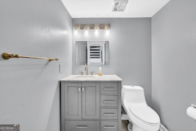 7307 Cardigan Circle, Sandy Springs, GA 30328