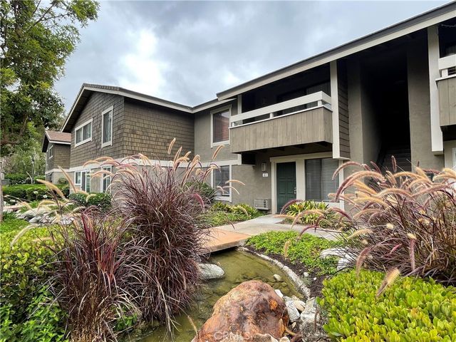 61 Streamwood, Irvine, CA 92620