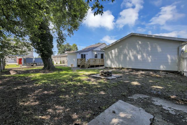 86 Wood Street, Buckeye Lake, OH 43008