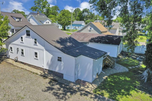 86 Wood Street, Buckeye Lake, OH 43008