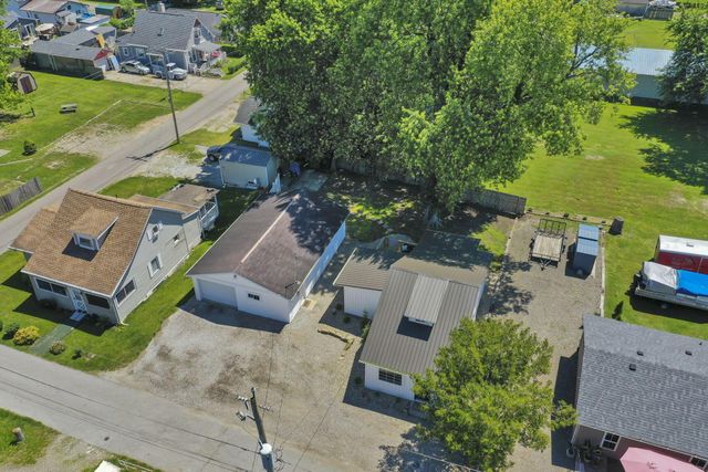 86 Wood Street, Buckeye Lake, OH 43008