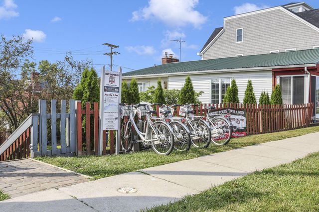 86 Wood Street, Buckeye Lake, OH 43008