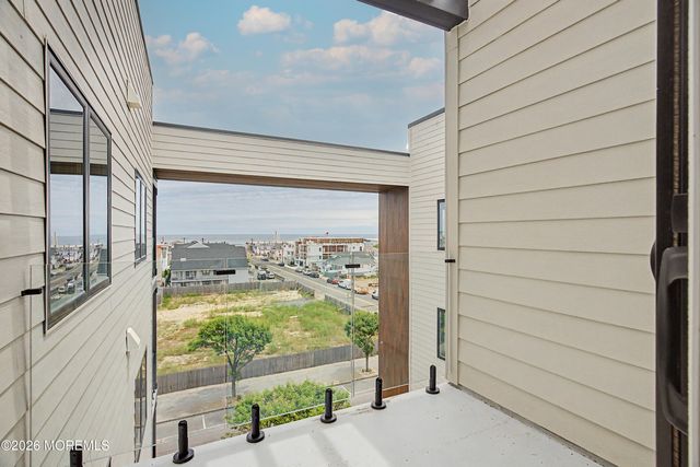 401 Boulevard 505 Penthouse, Seaside Heights, NJ 08751