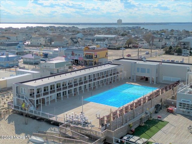 401 Boulevard 505 Penthouse, Seaside Heights, NJ 08751