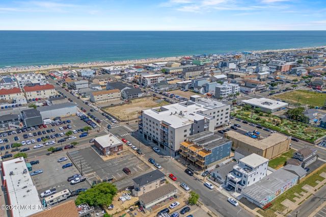 401 Boulevard 505 Penthouse, Seaside Heights, NJ 08751