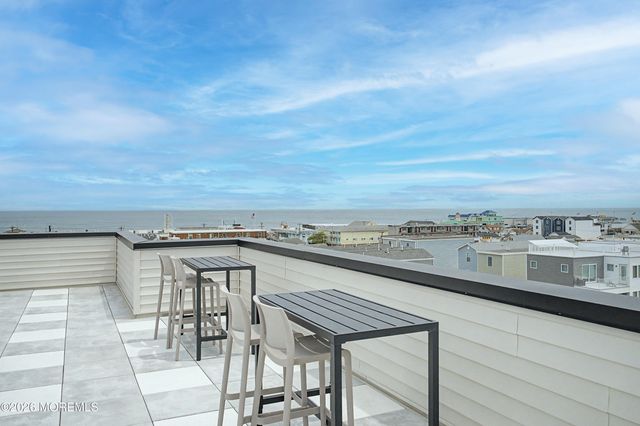 401 Boulevard 505 Penthouse, Seaside Heights, NJ 08751
