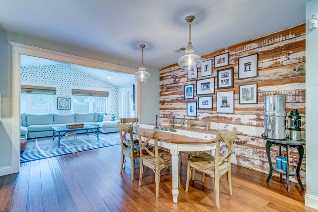 902 Mikell Drive, Charleston, SC 29412