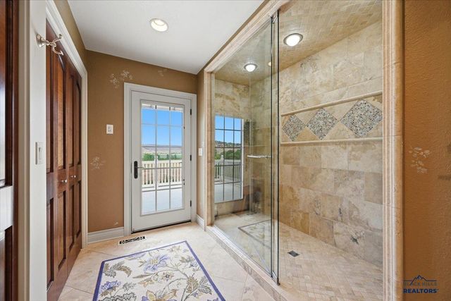 19424 LOWER REDWATER RD, Spearfish, SD 57783
