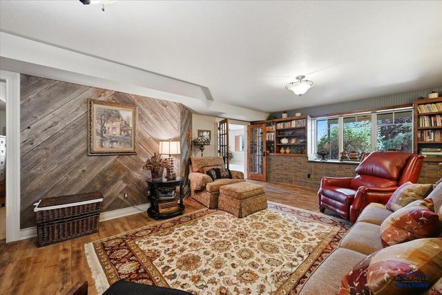19424 LOWER REDWATER RD, Spearfish, SD 57783