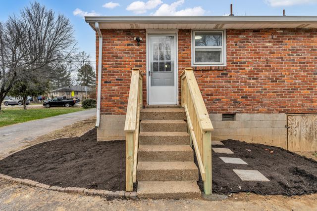 365 Leo Ln, Nashville, TN 37211