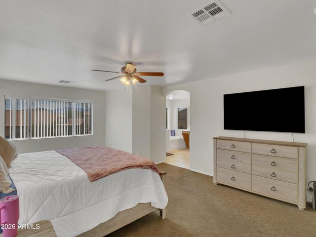 5227 W DESERT Lane, Laveen, AZ 85339