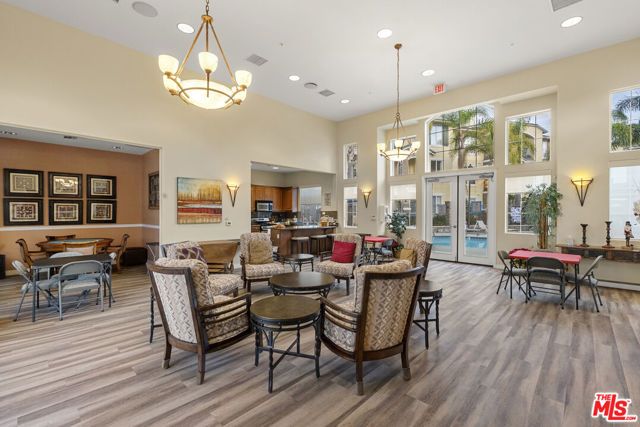 1708 Tanager Street 1-202, Ventura, CA 93003