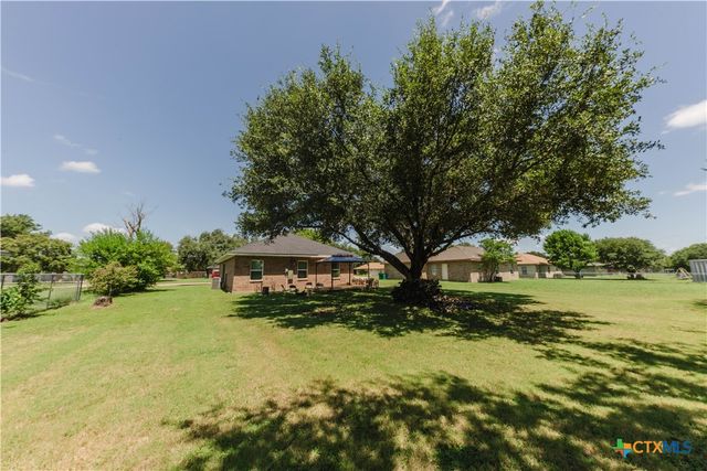 107 Silver Fox, Waco, TX 76705