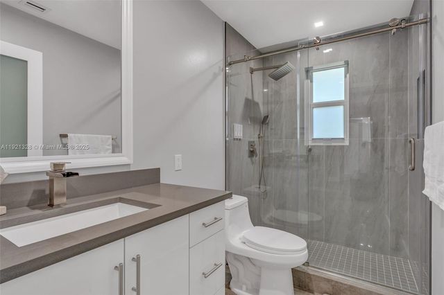 222 2nd Rd, Key Largo, FL 33037