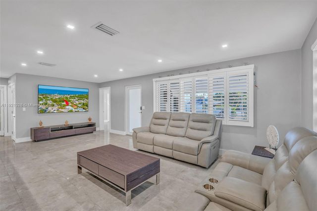 222 2nd Rd, Key Largo, FL 33037